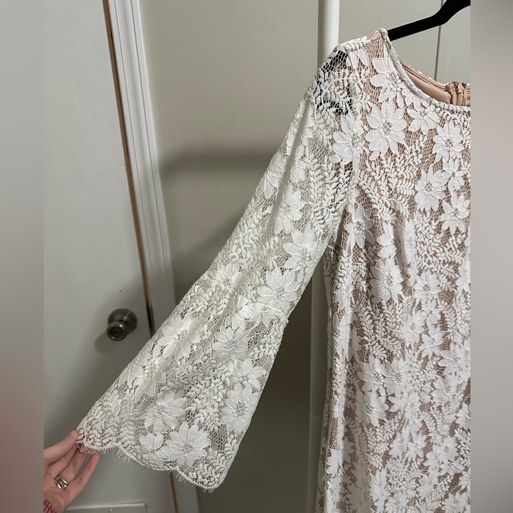 Jessica Howard Women’s White and Tan Lace Floral Long Sleeve Sheath Dress size 6 - Picture 2 of 8